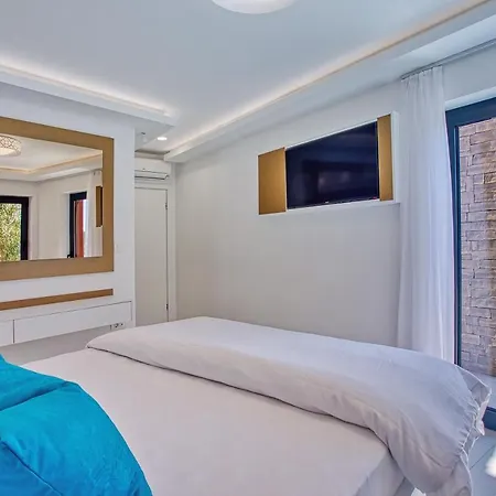 Seaview Marija With Pool, Jacuzzi, Sauna * Duće